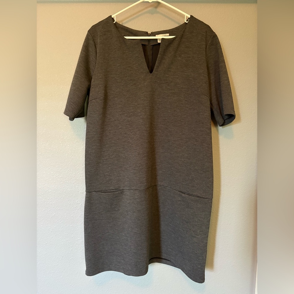 Halogen Gray Sheath Dress Short Sleeve V-Neck